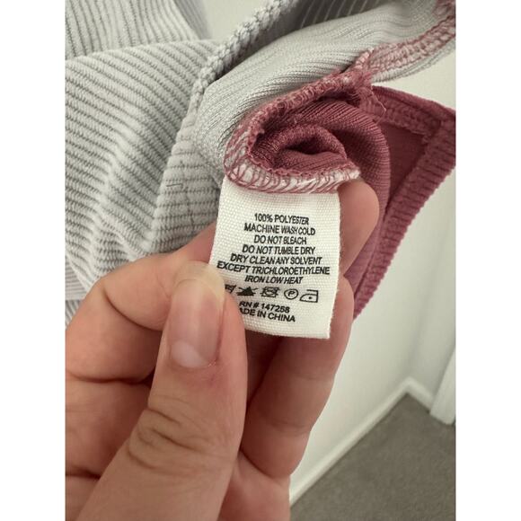 NWT Simply Southern Color Block Corduroy Style Crop Top Long Sleeve Size XL - Picture 3 of 8